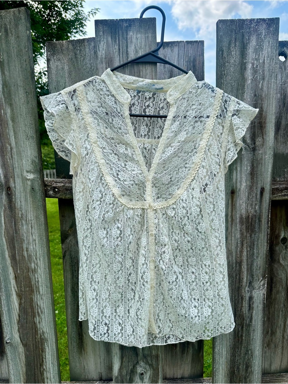 Vintage Ivory Lace Flutter Sleeve Blouse